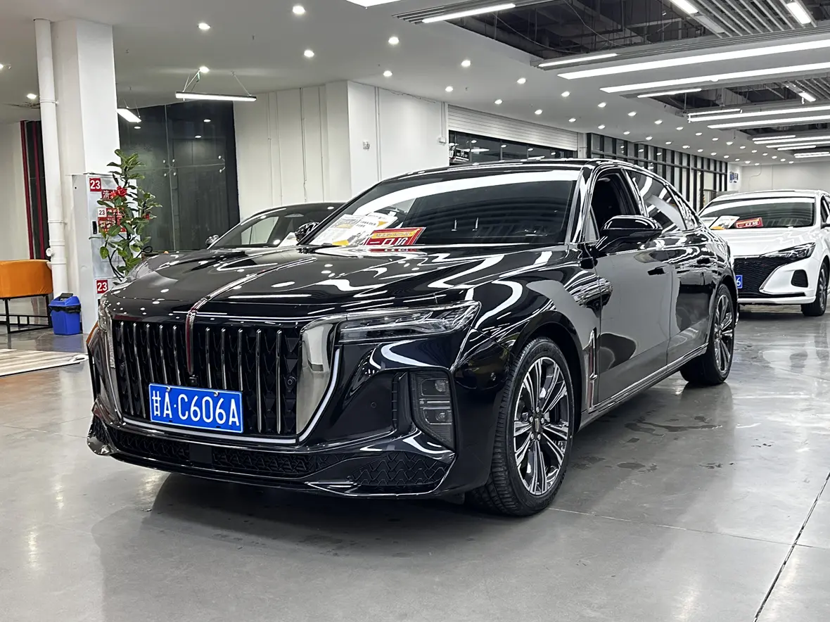 Hongqi H9  из Китая
