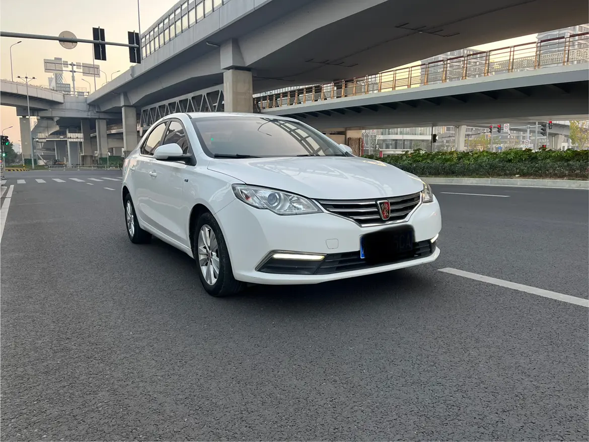 Roewe 360  из Китая