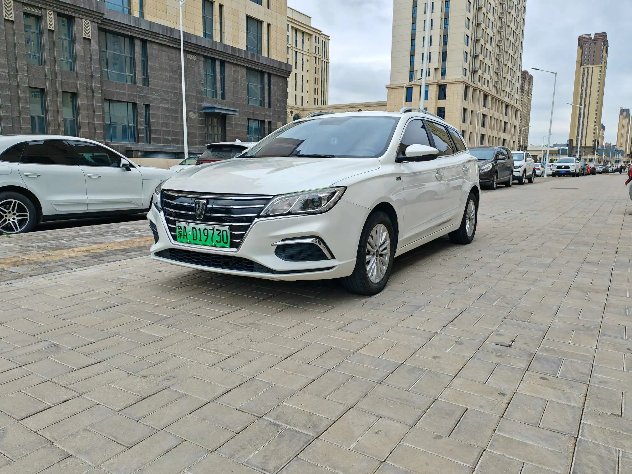 Roewe Ei5  из Китая