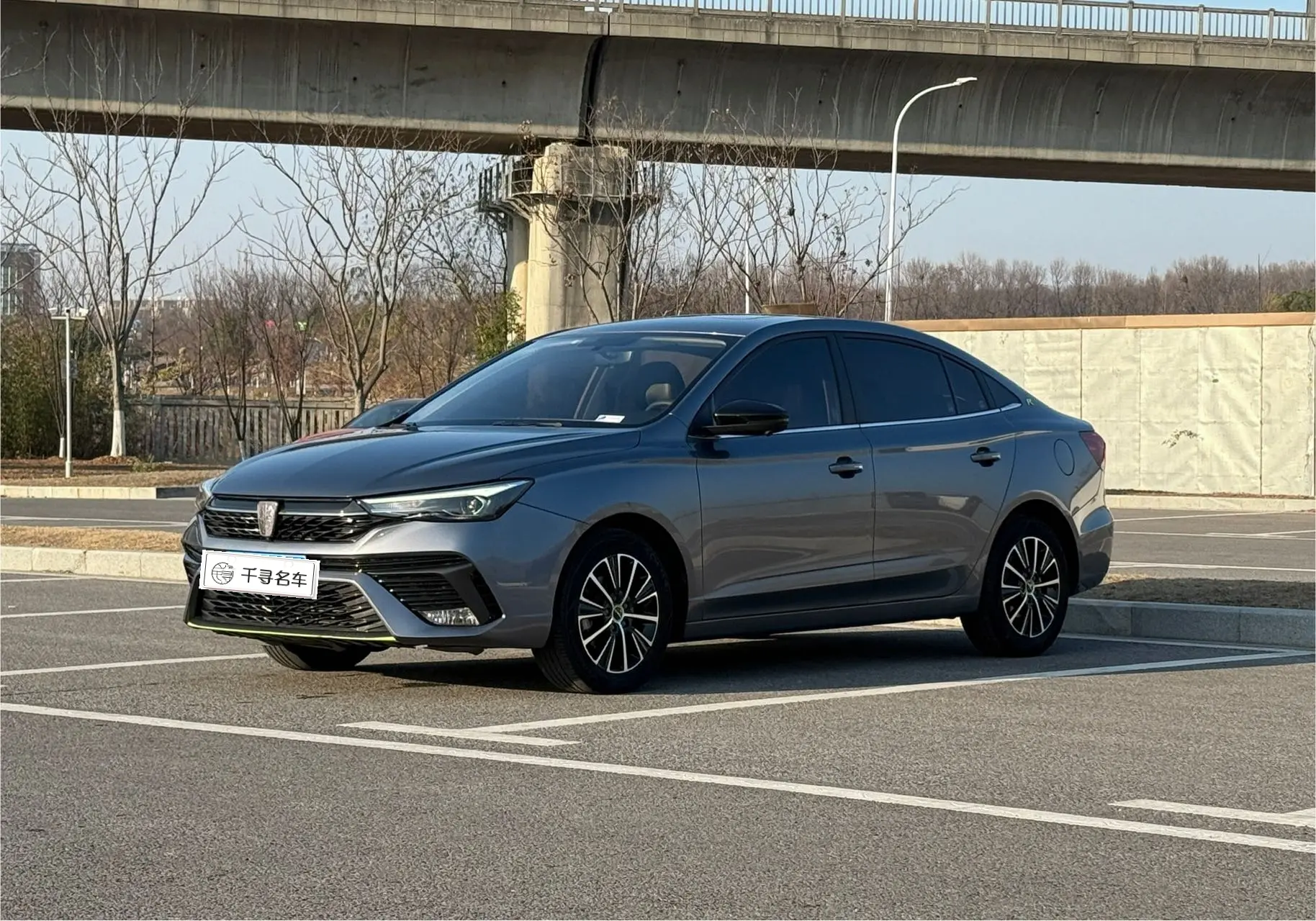 Roewe i5  из Китая