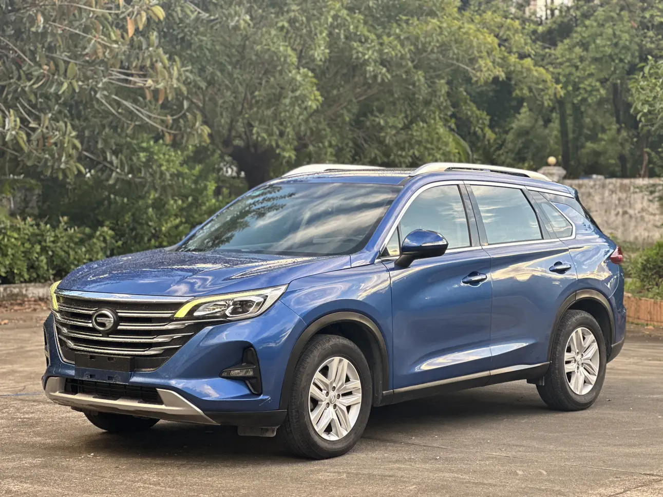 GAC Trumpchi GS5  из Китая