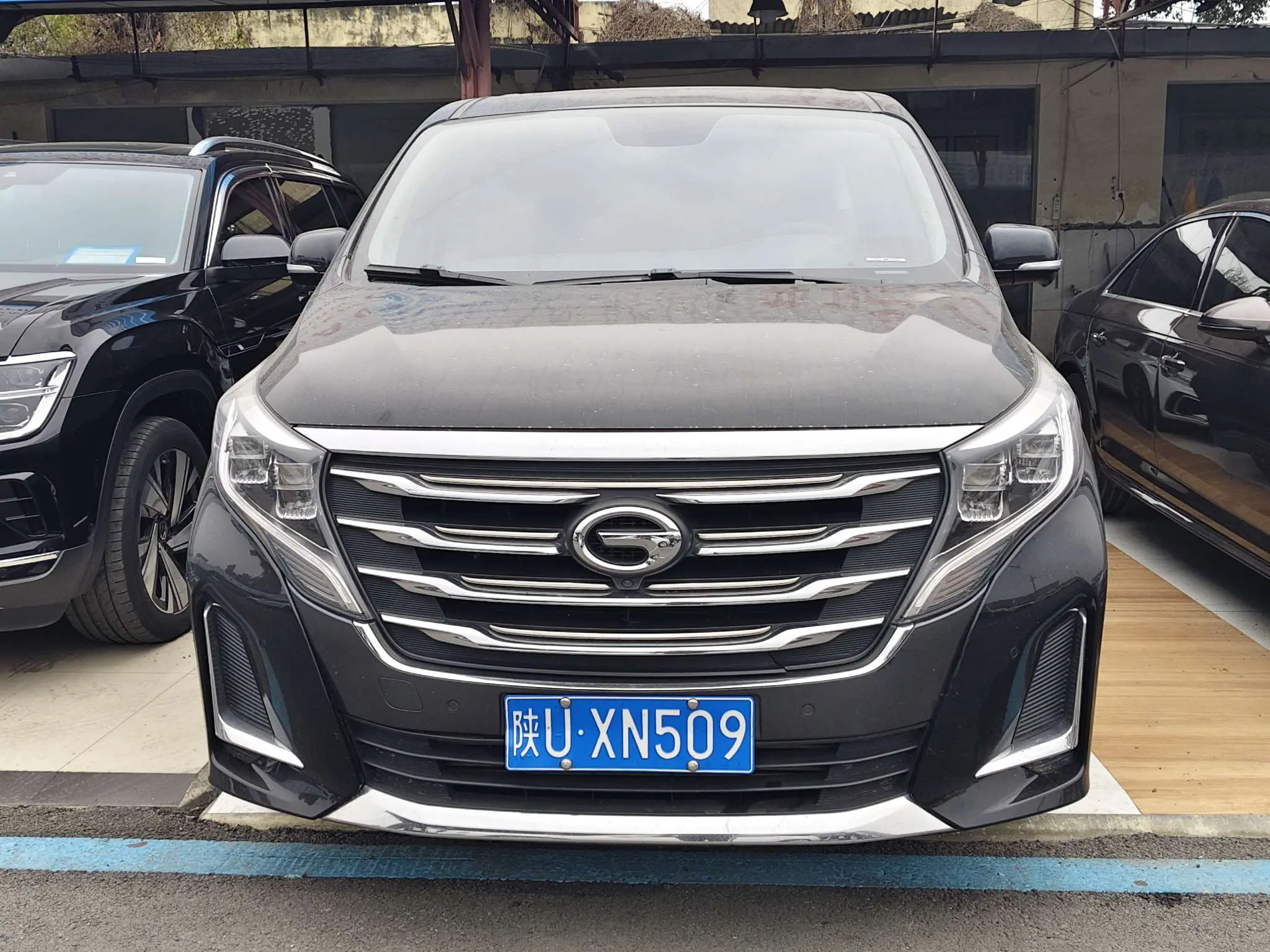 GAC Trumpchi M8  из Китая