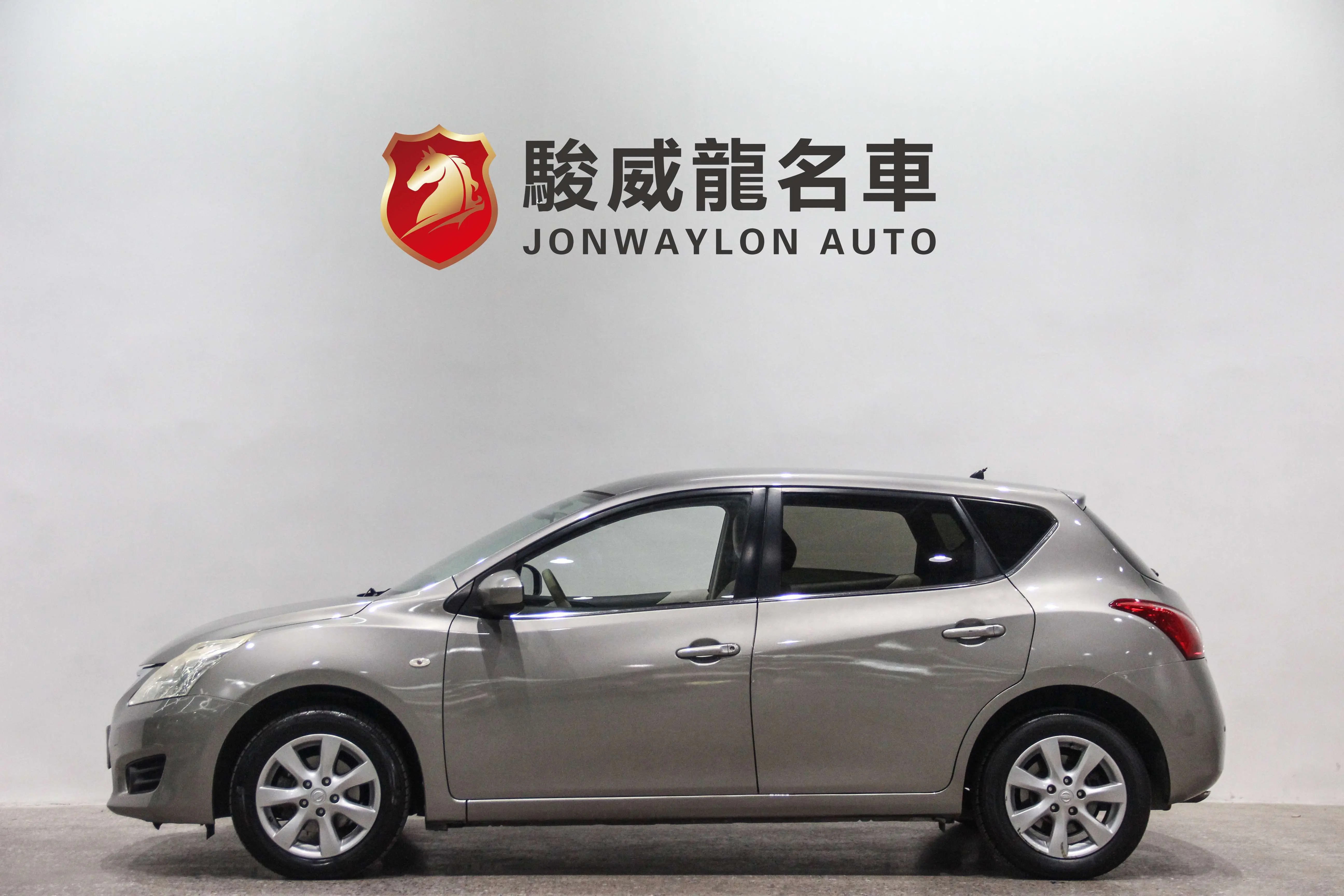 Nissan Tiida  из Китая