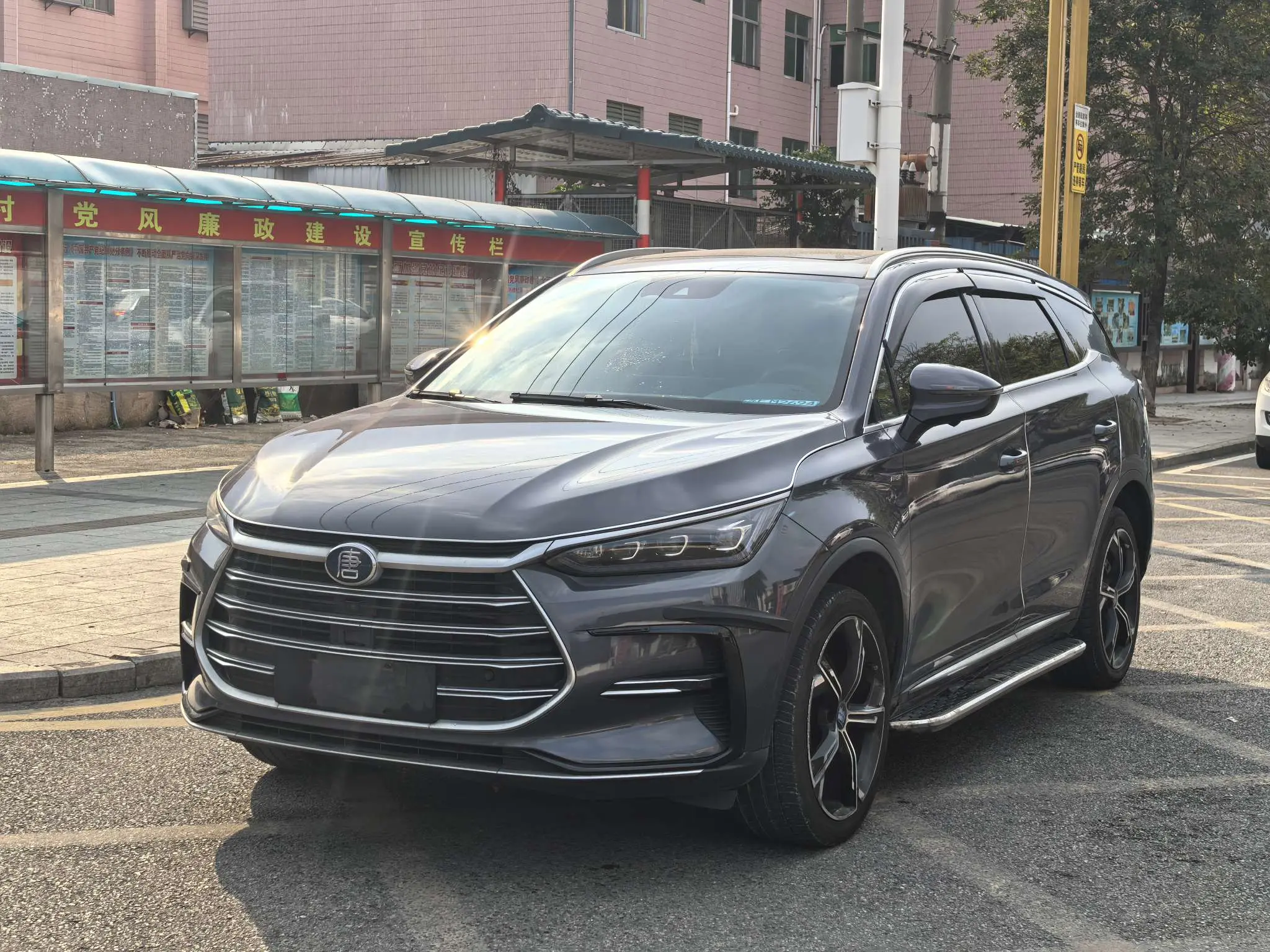 BYD Tang DM  из Китая