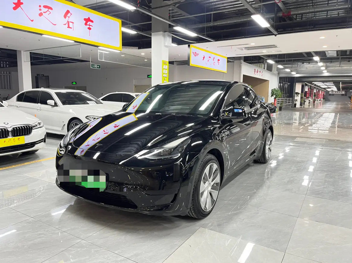 Tesla Model Y  из Китая