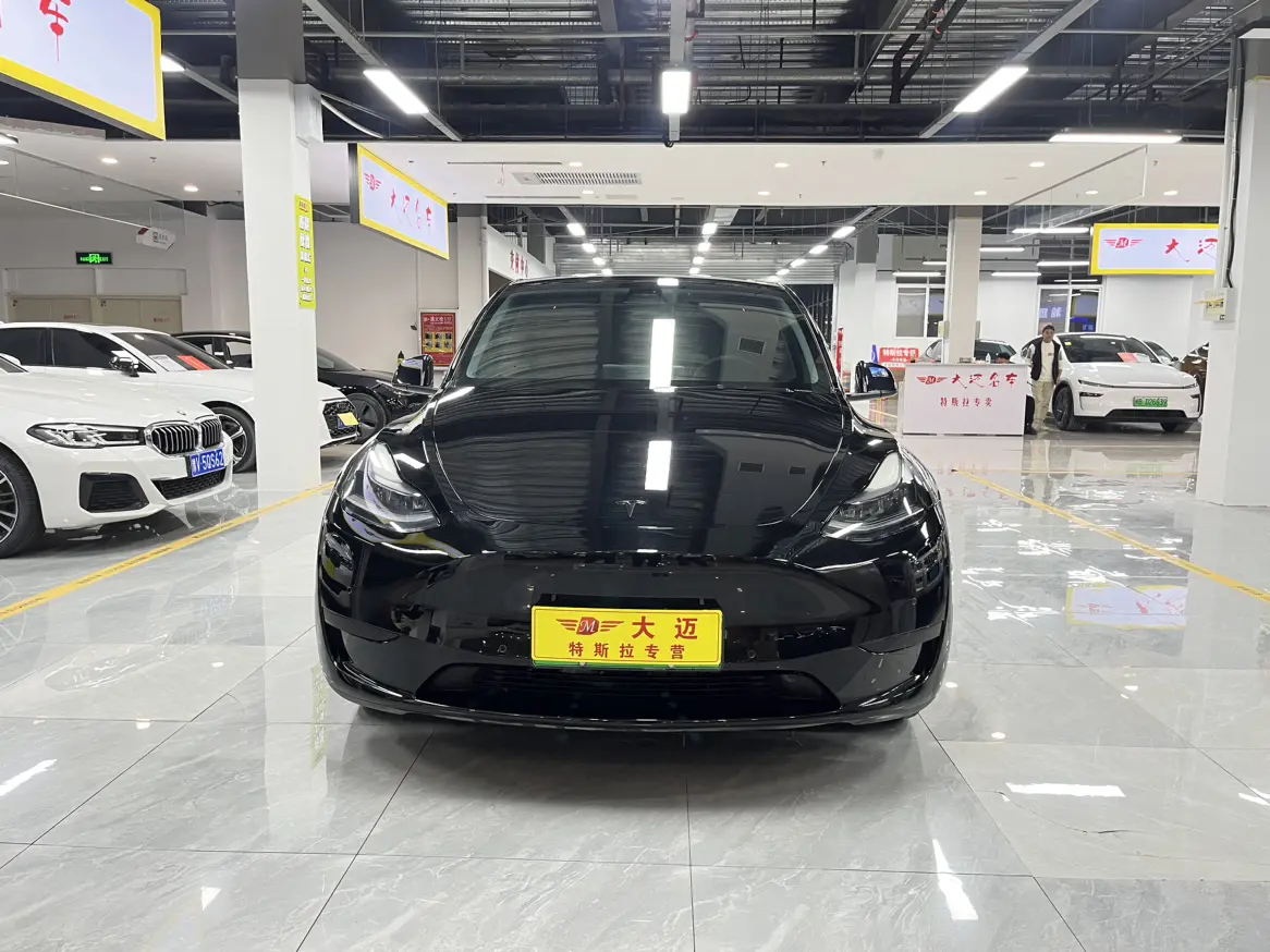 Tesla Model Y  из Китая