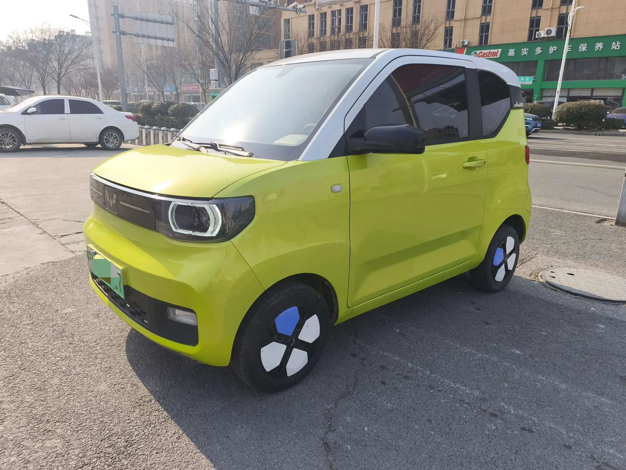 Wuling Hongguang MINIEV  из Китая