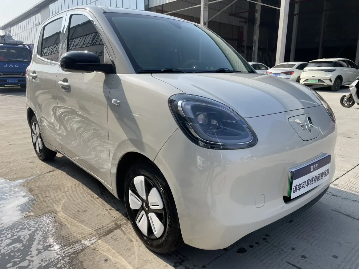 Wuling Hongguang MINIEV  из Китая