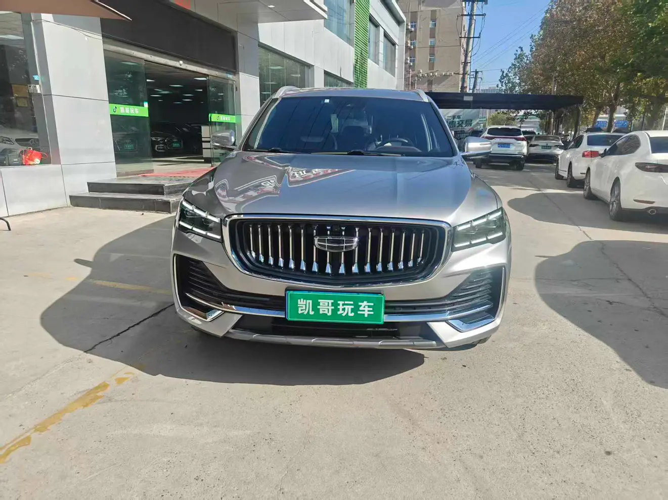 Geely Monjaro (Xingyue L)  из Китая