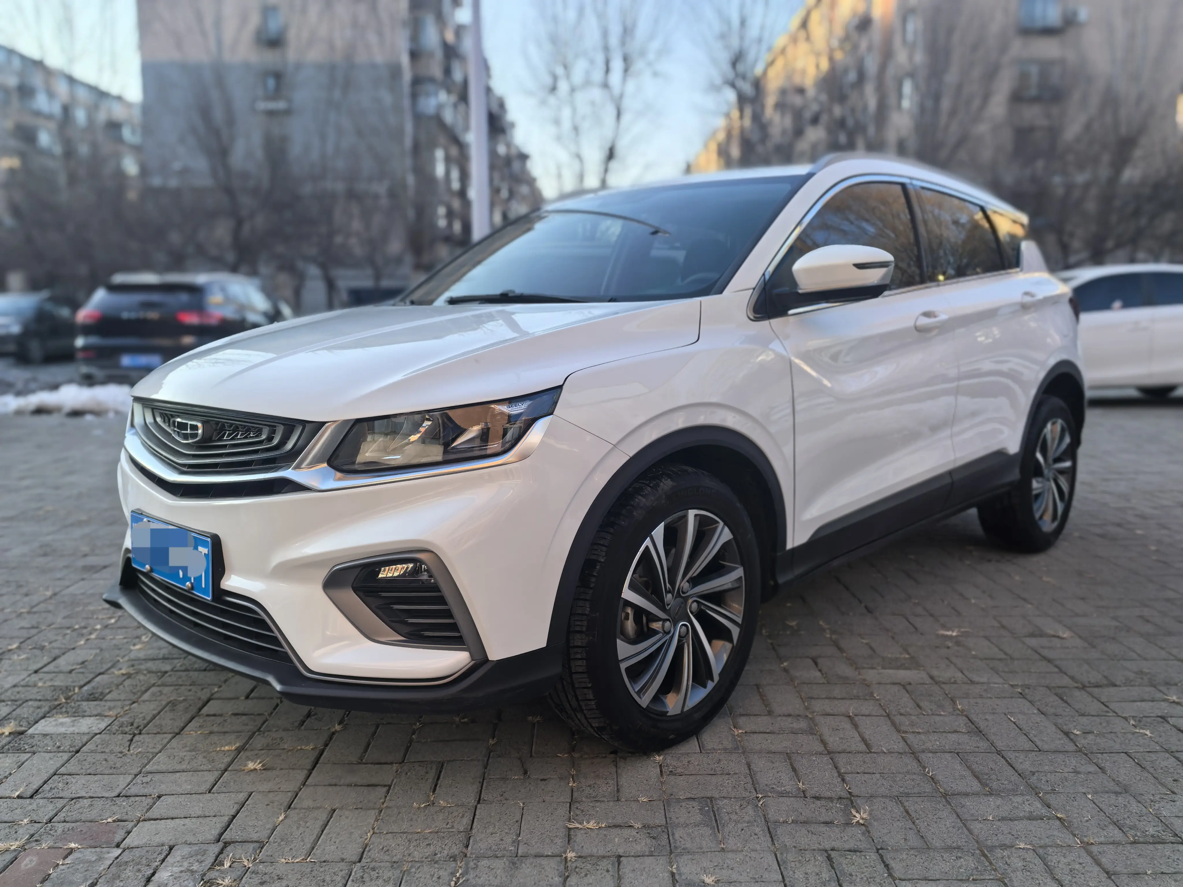 Geely Coolray SX11 (Binyue)  из Китая