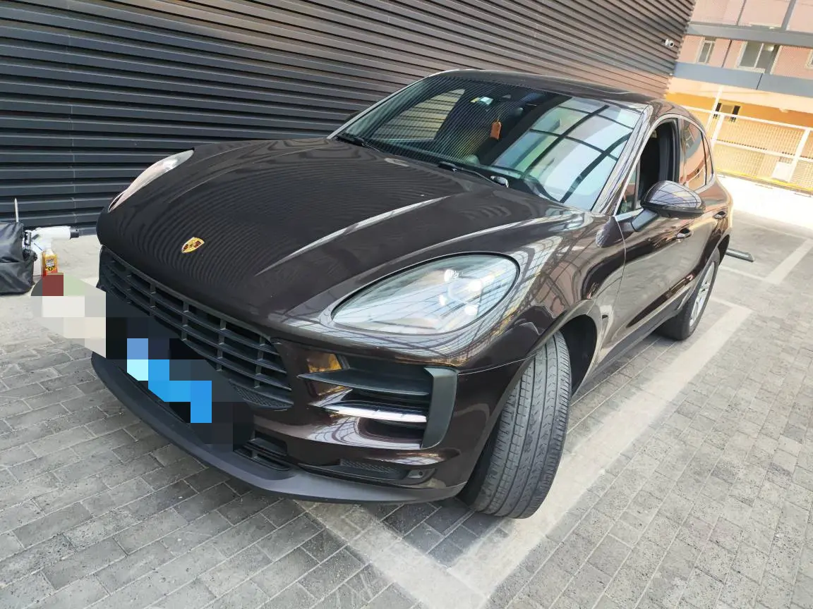 Porsche Macan  из Китая