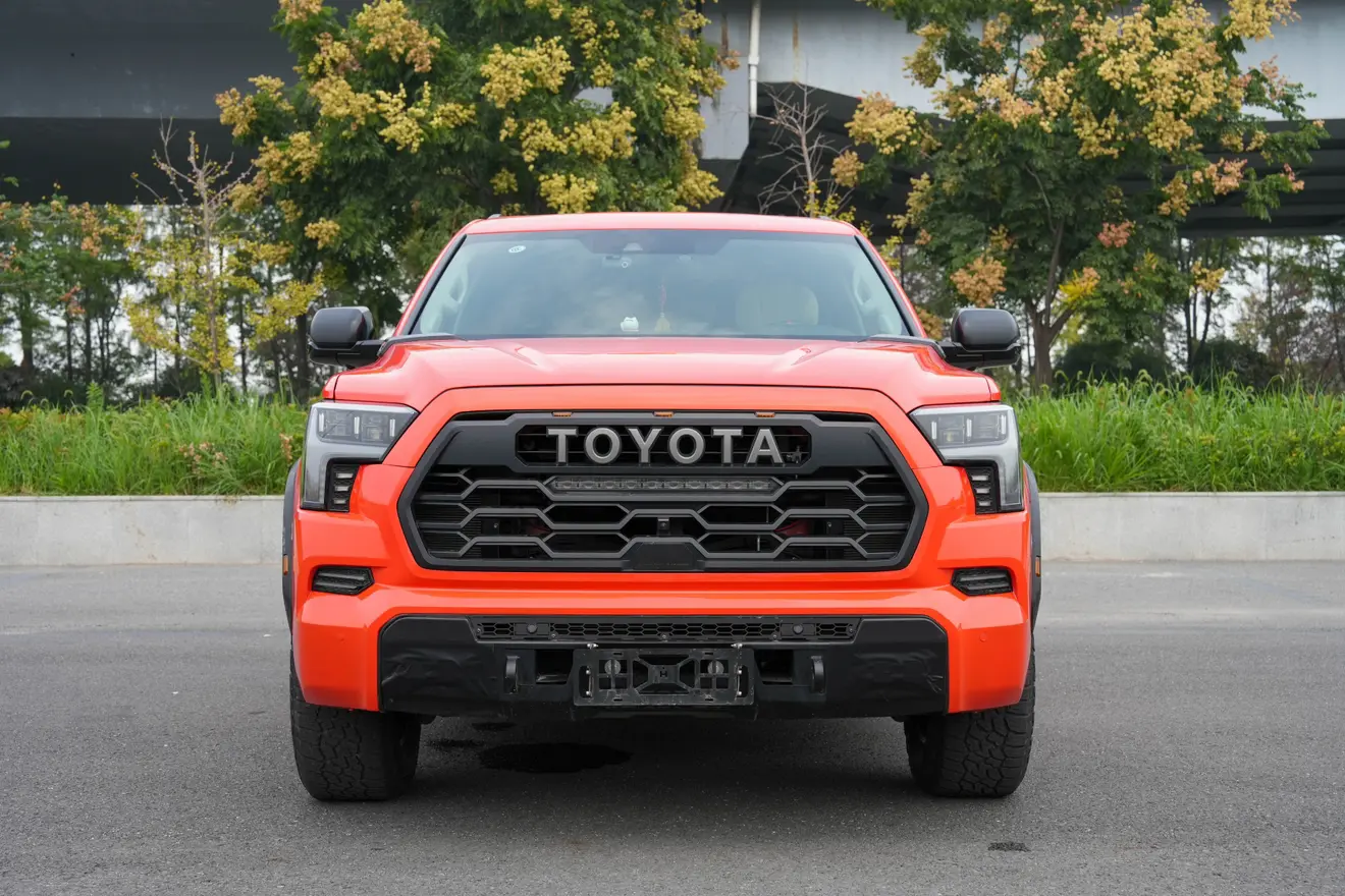 Toyota Sequoia