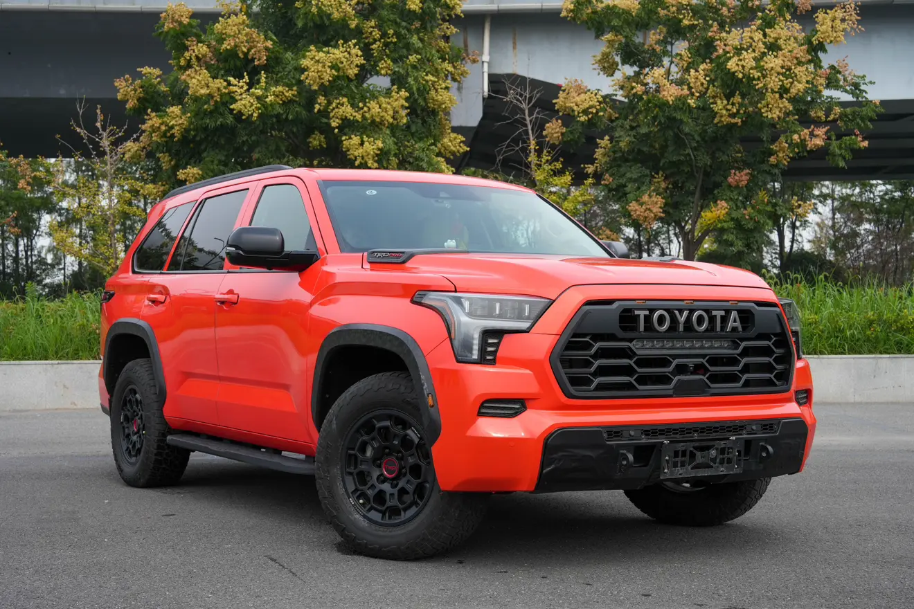 Toyota Sequoia