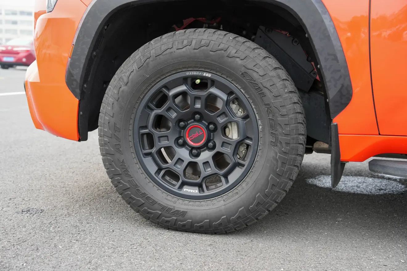 Toyota Sequoia