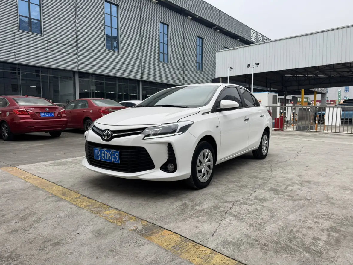 Toyota Vios  из Китая