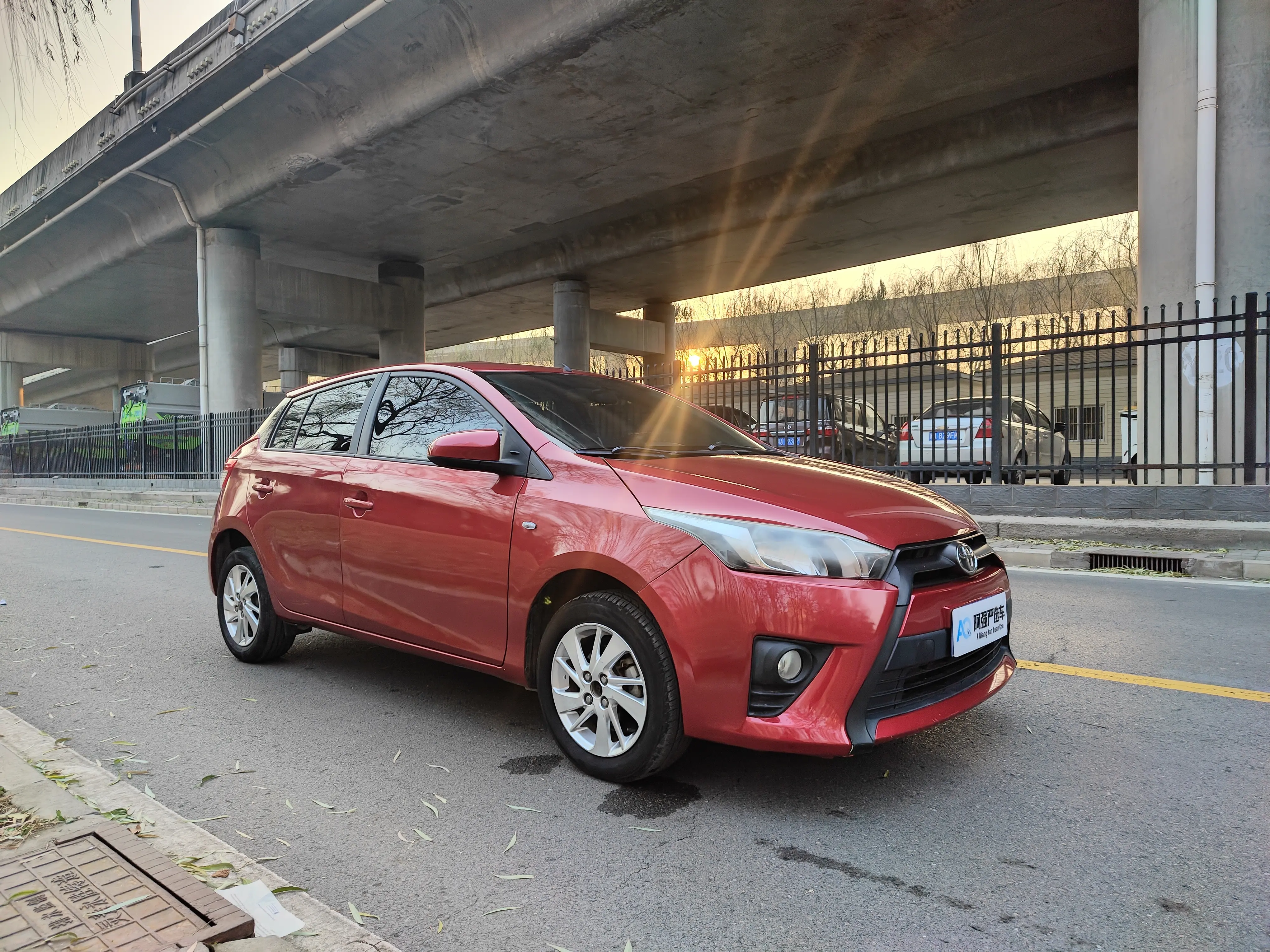 Toyota Yaris L  из Китая