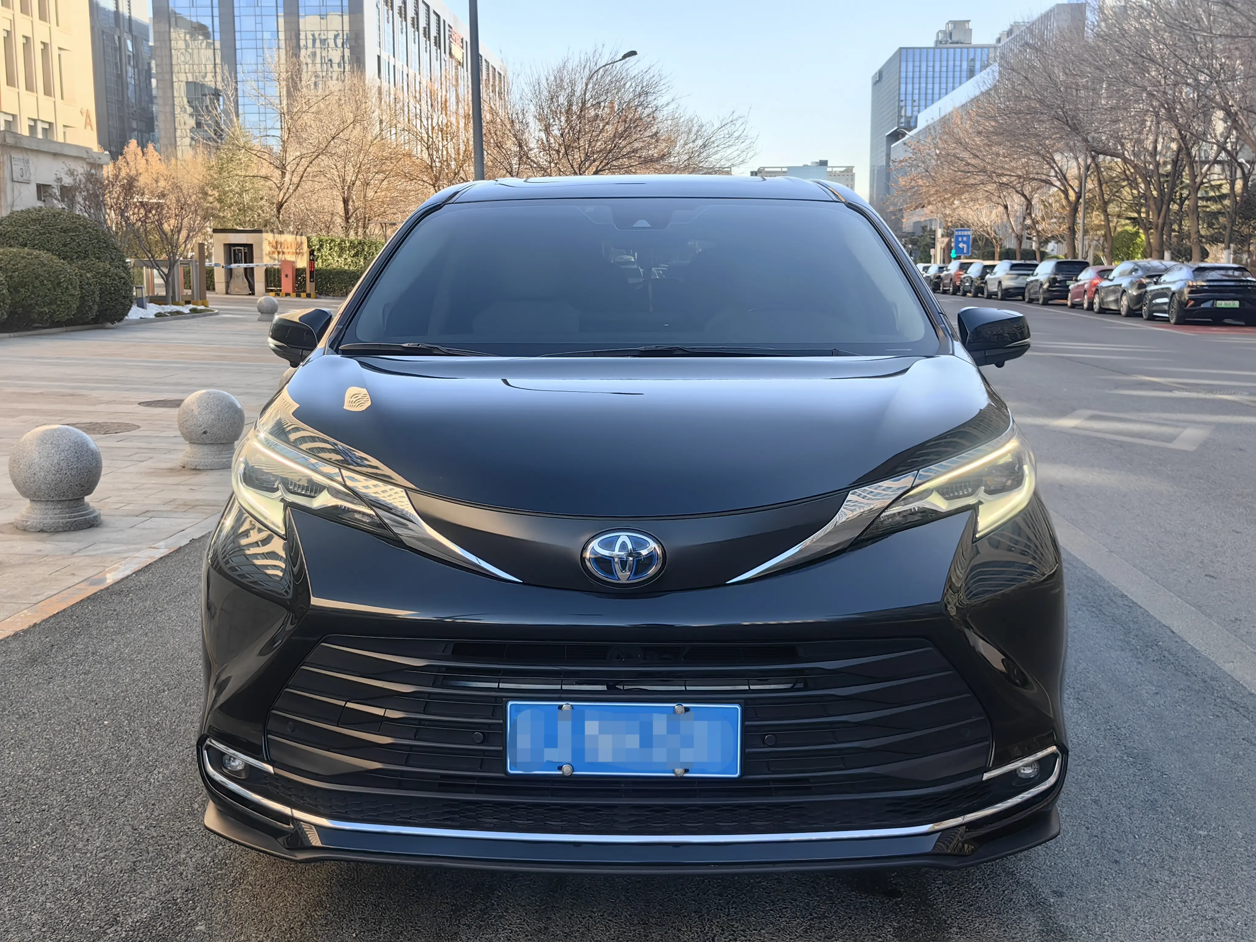 Toyota Sienna  из Китая