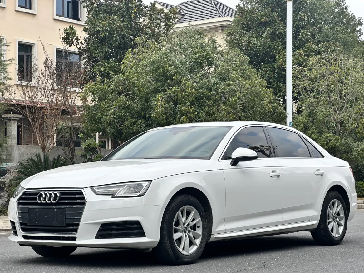 Audi A4L  из Китая