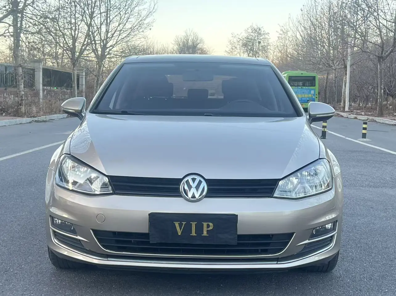 Volkswagen Golf  из Китая