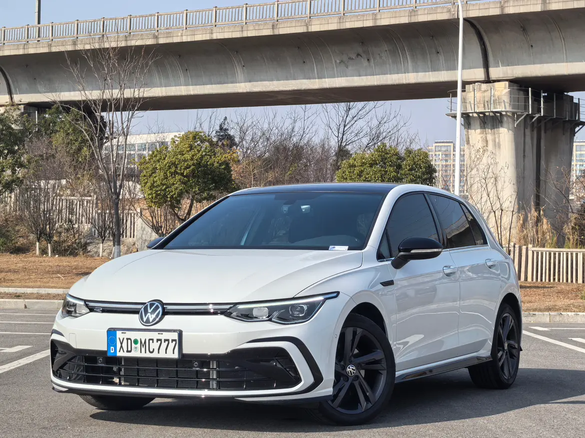 Volkswagen Golf  из Китая