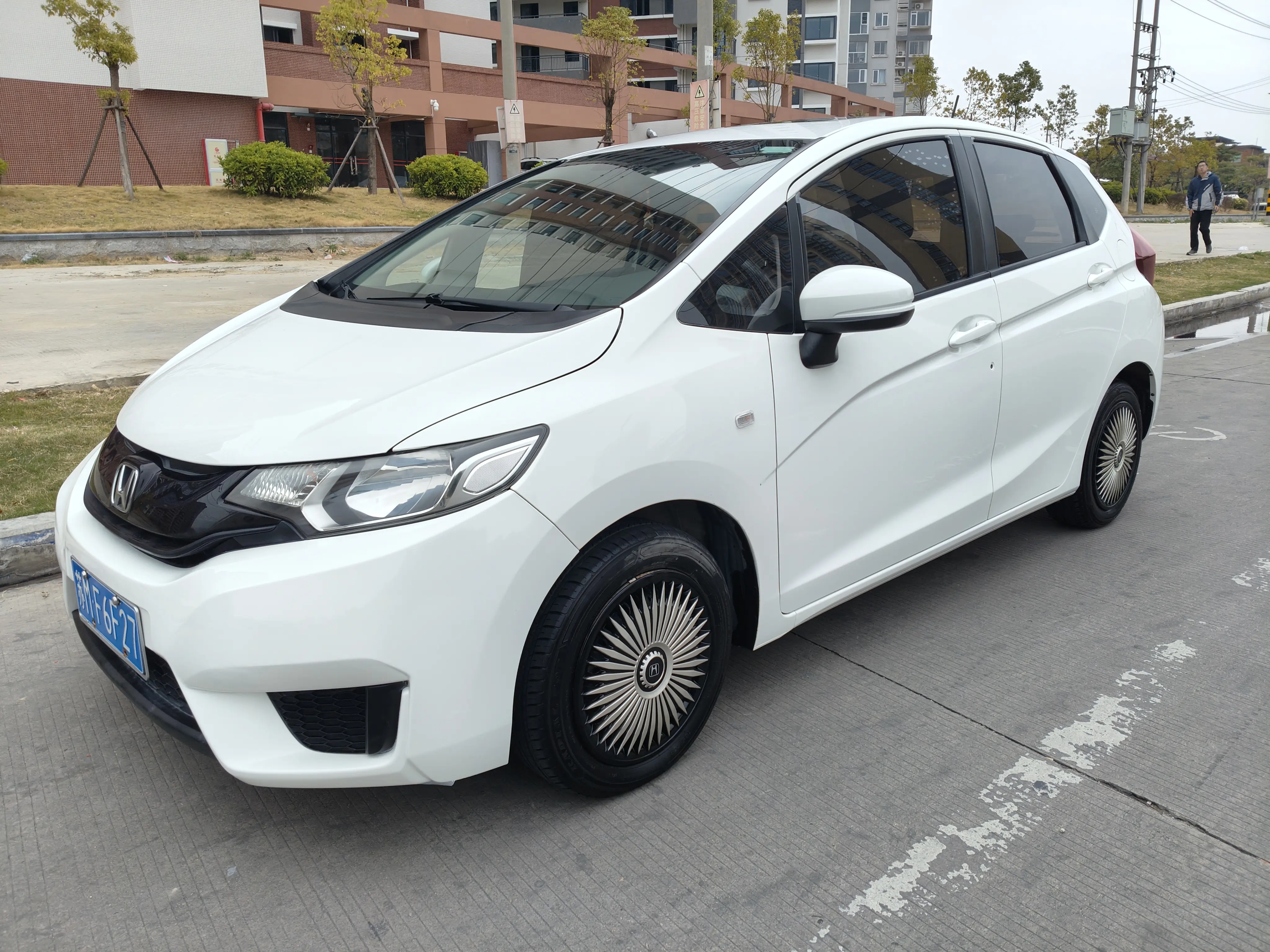 Honda Fit  из Китая