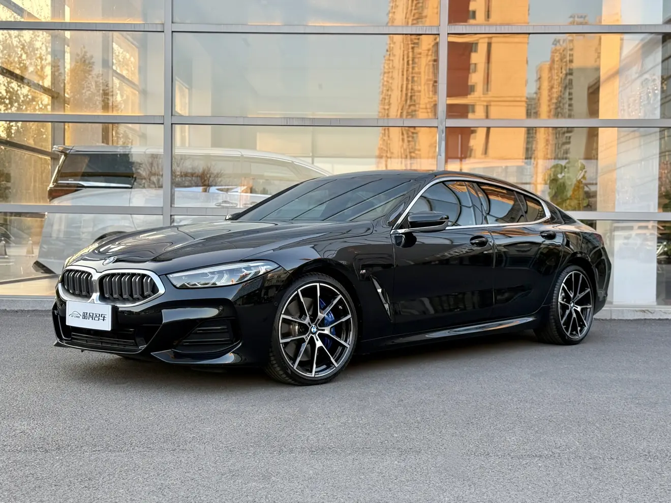 BMW 8 Series  из Китая