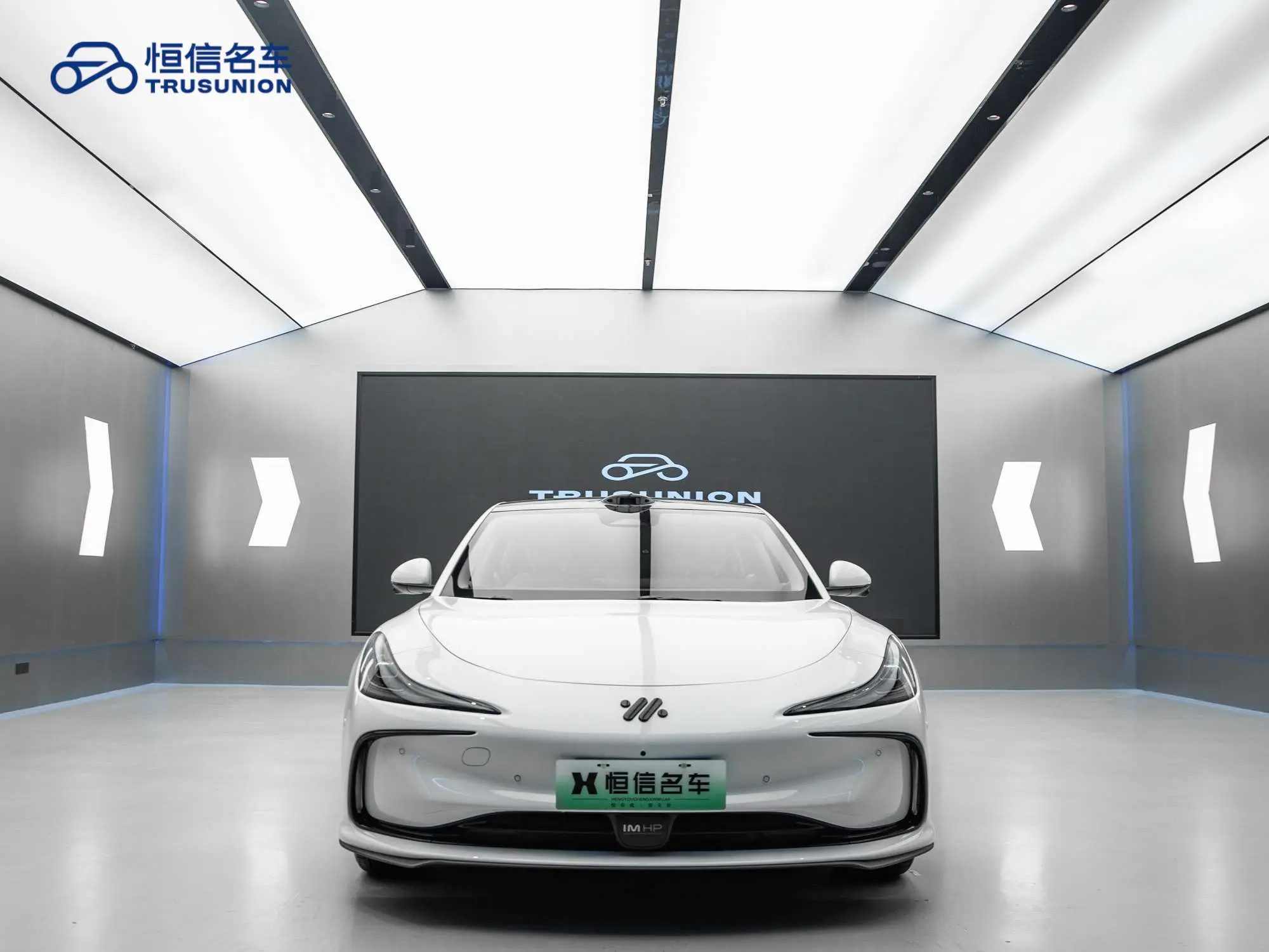 Zhiji L6  из Китая