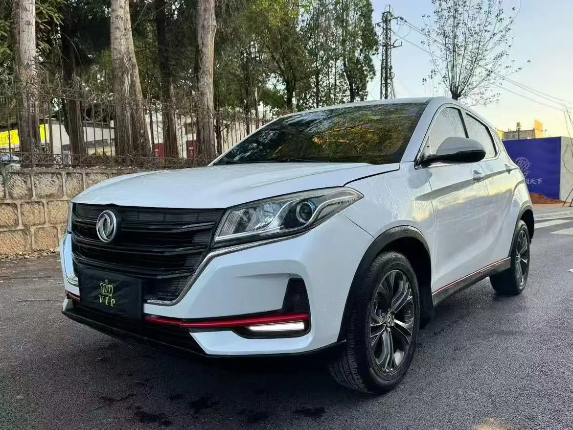 Dongfeng Fengon 500  из Китая