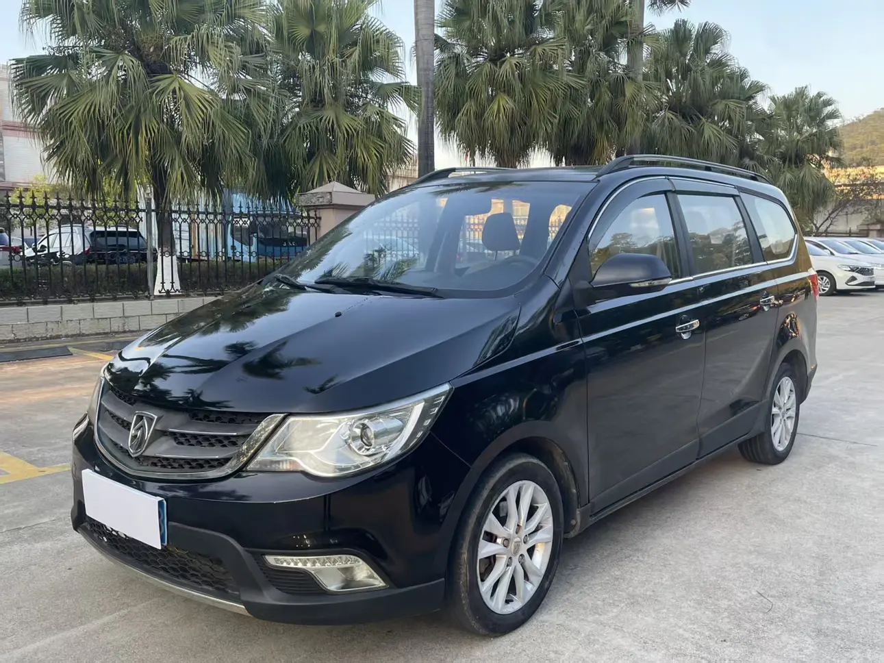 Baojun 730  из Китая