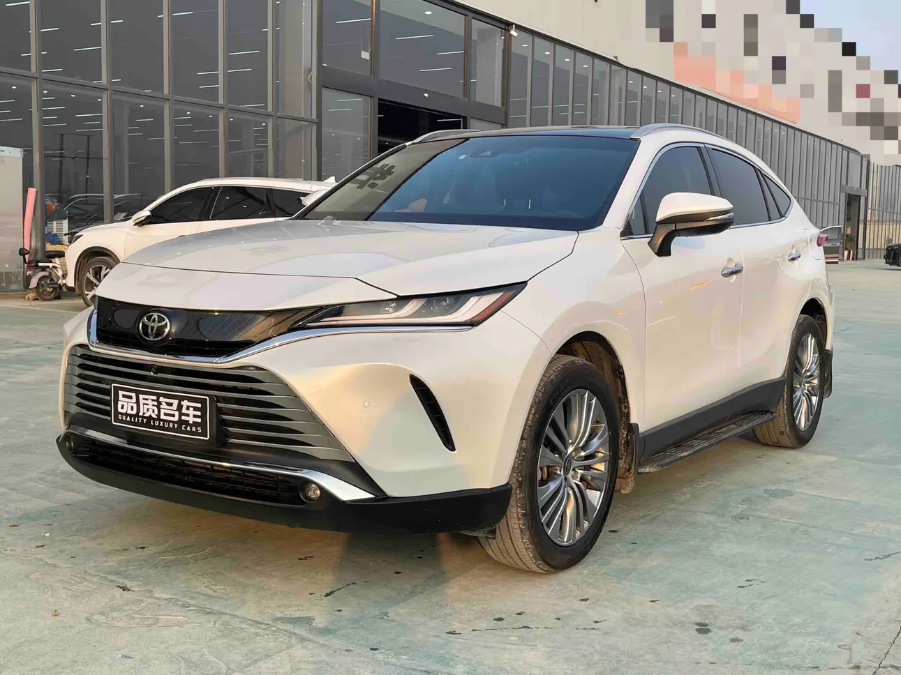 Toyota Harrier  из Китая