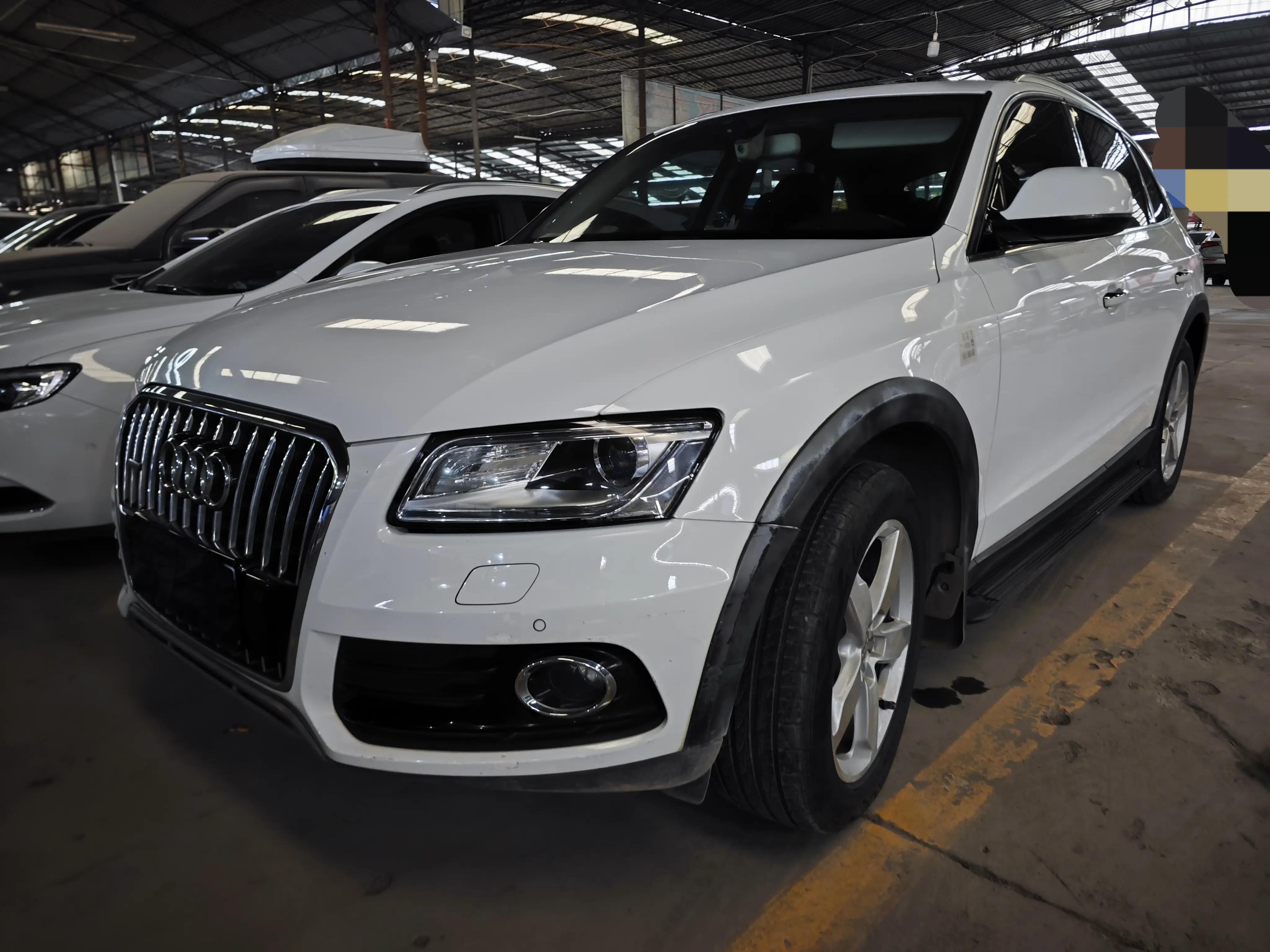 Audi Q5  из Китая
