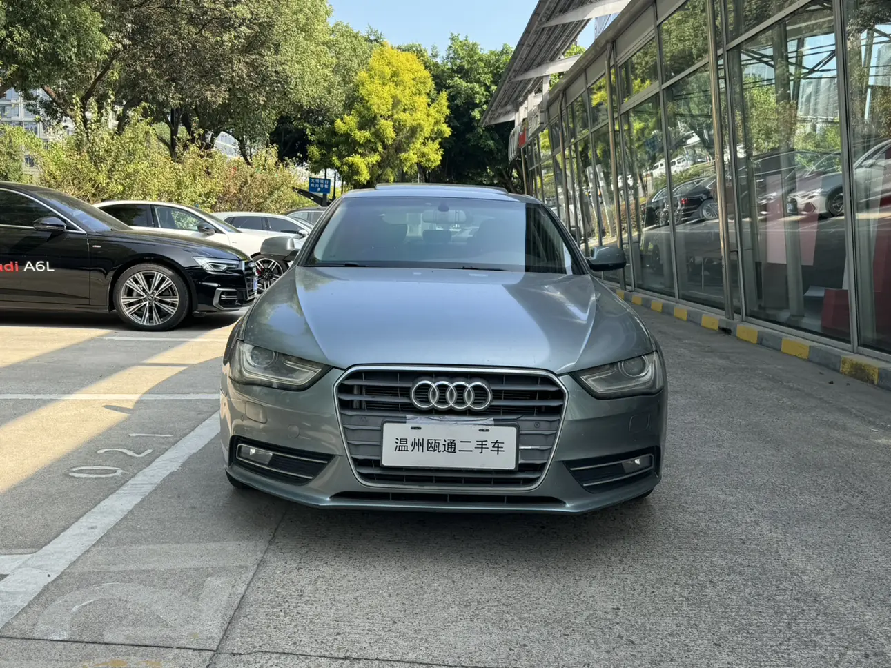 Audi A4L  из Китая