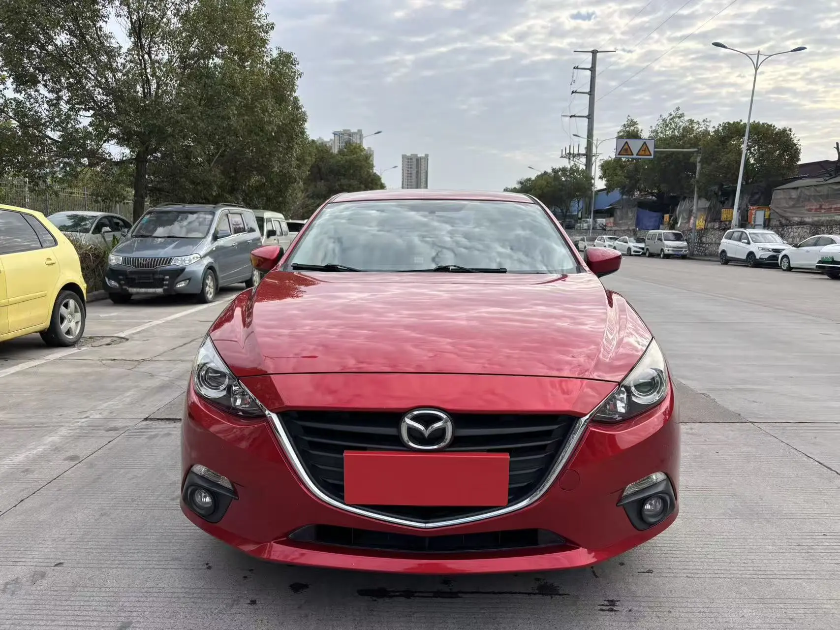 Mazda Axela (Mazda3)  из Китая