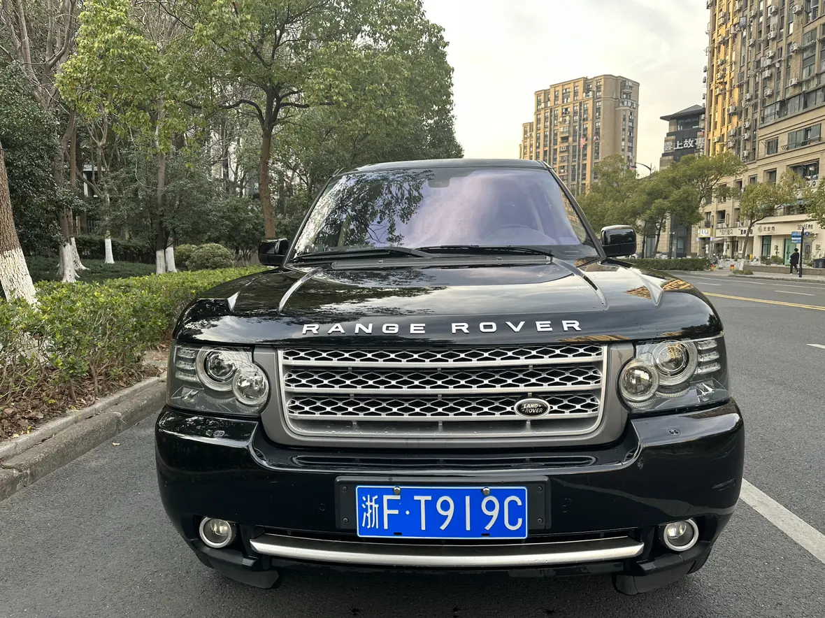 Land Rover Range rover  из Китая