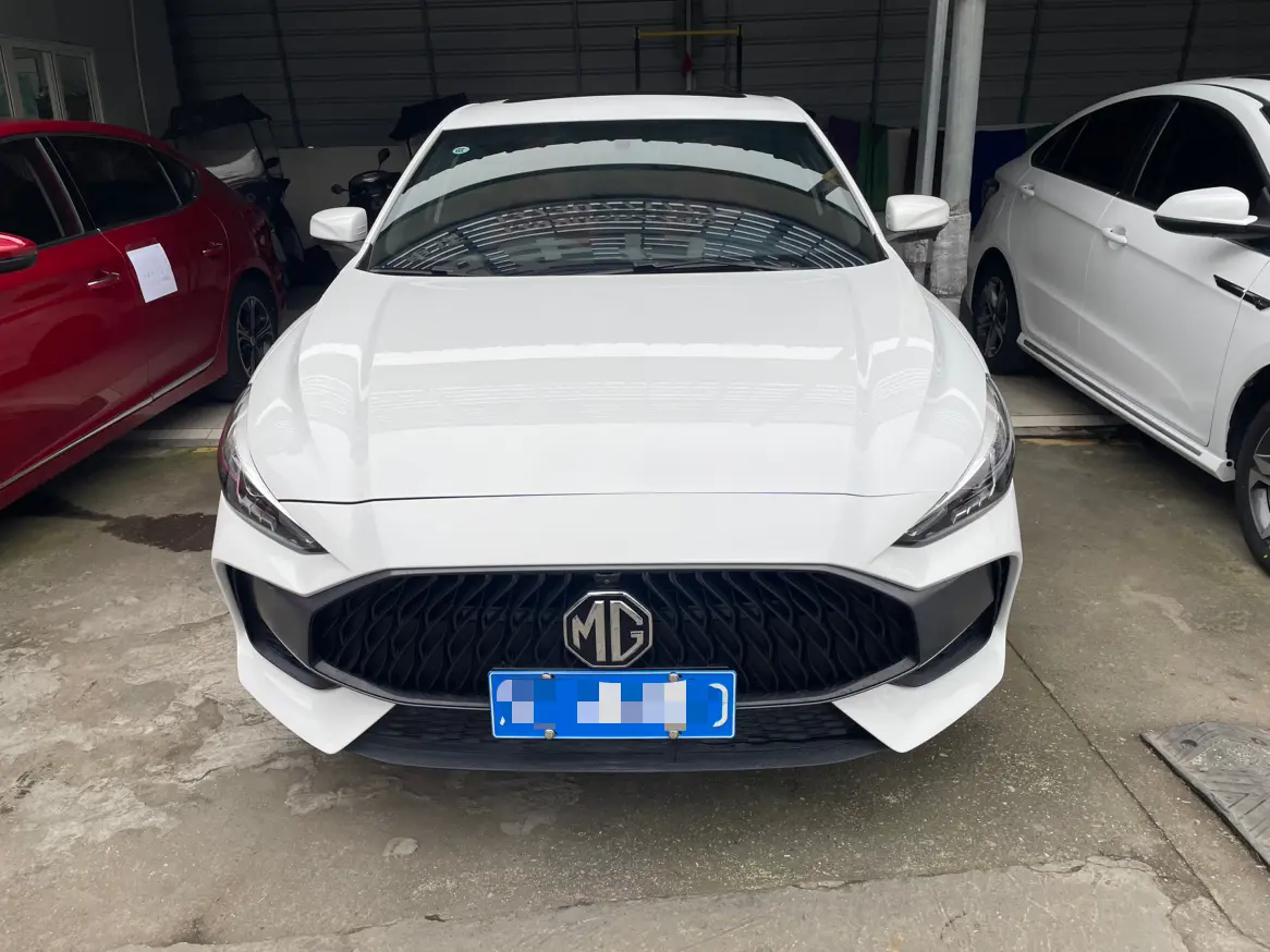 MG 5  из Китая