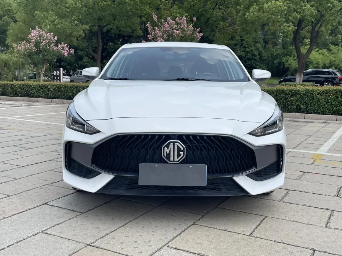 MG 5  из Китая