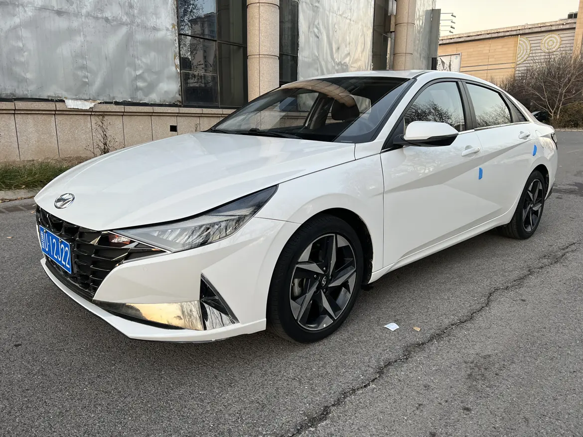 Hyundai Elantra  из Китая