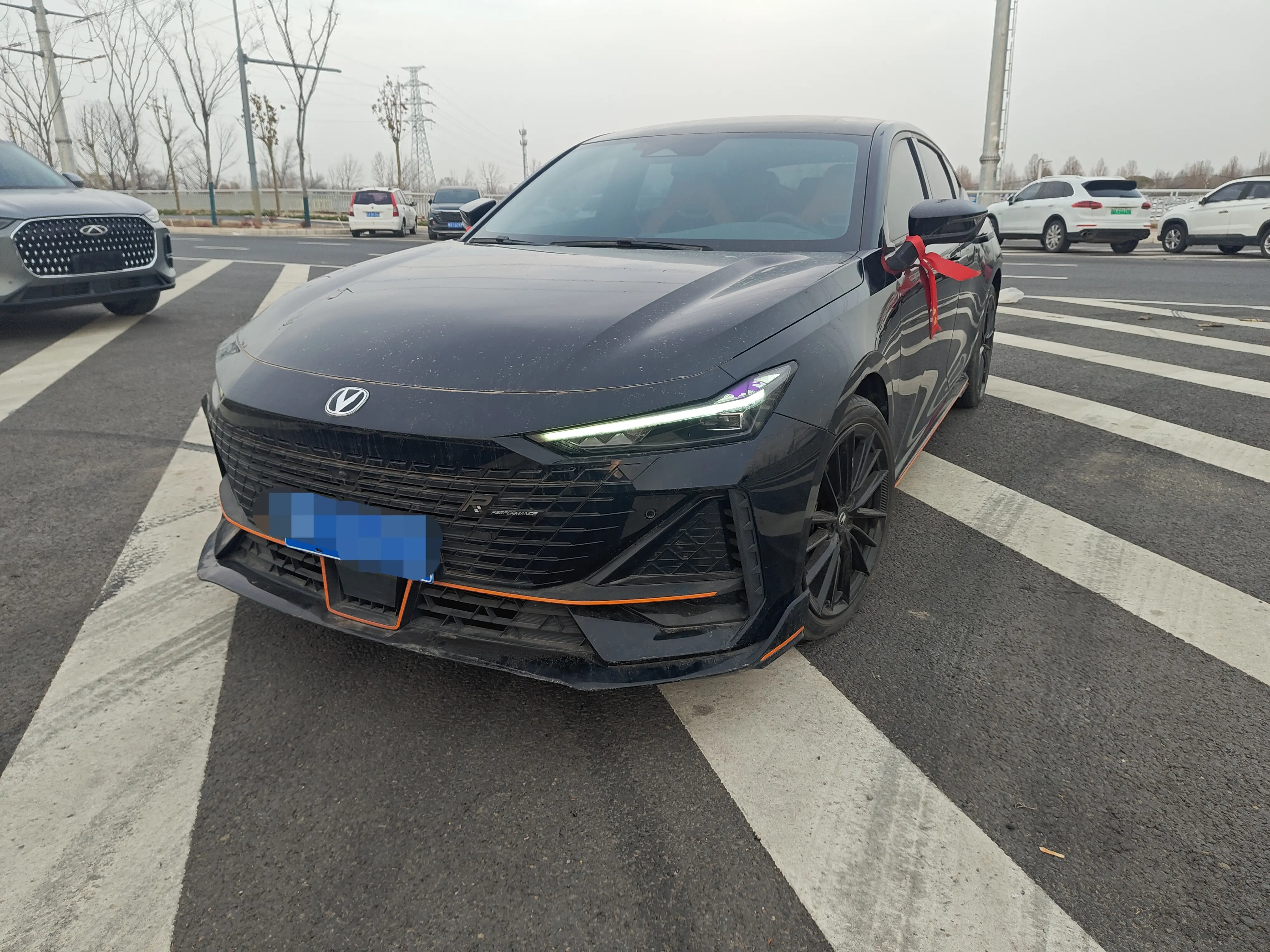 Changan UNI-V  из Китая