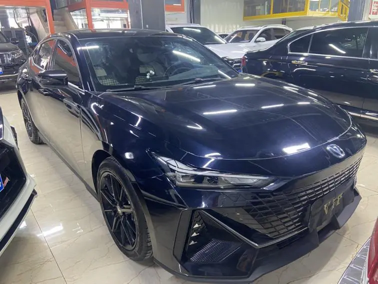 Changan UNI-V  из Китая