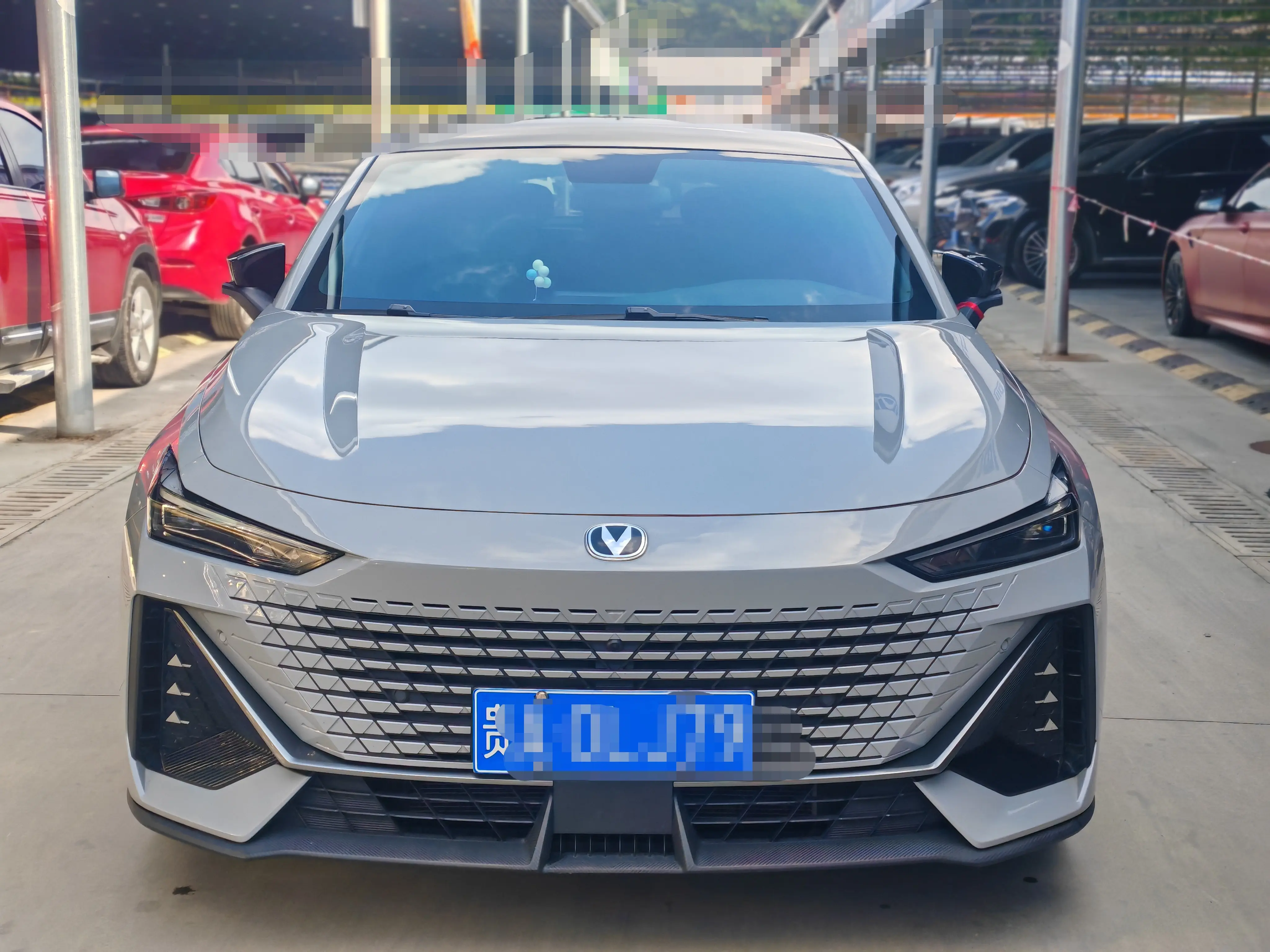 Changan UNI-V  из Китая