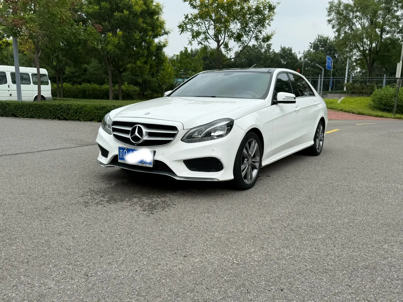 Mercedes-Benz E-Class  из Китая