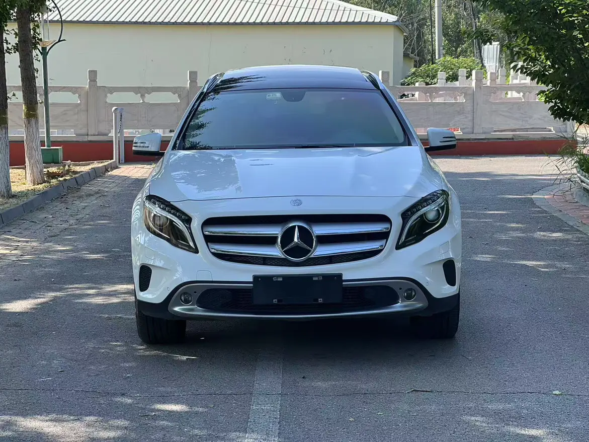 Mercedes-Benz GLA  из Китая