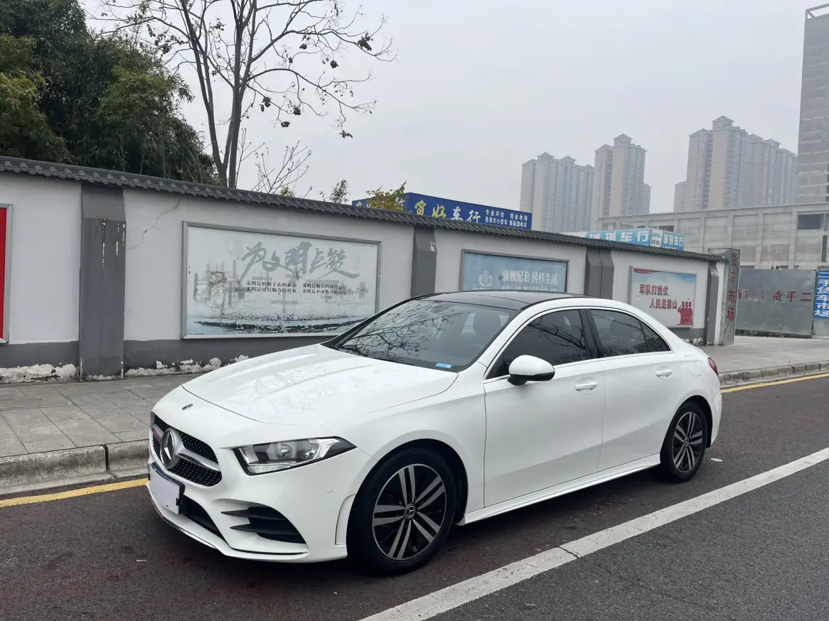Mercedes-Benz Mercedes Benz A Class  из Китая