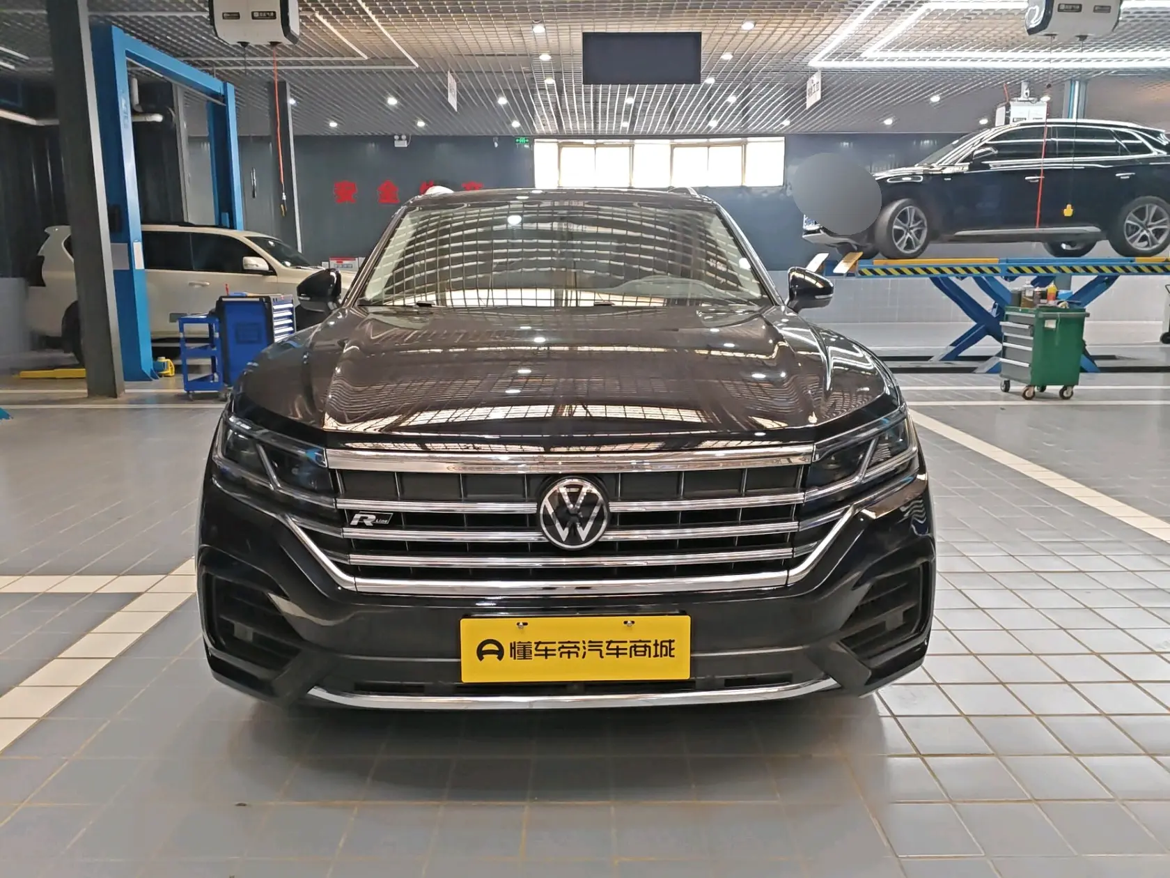 Volkswagen Touareg  из Китая