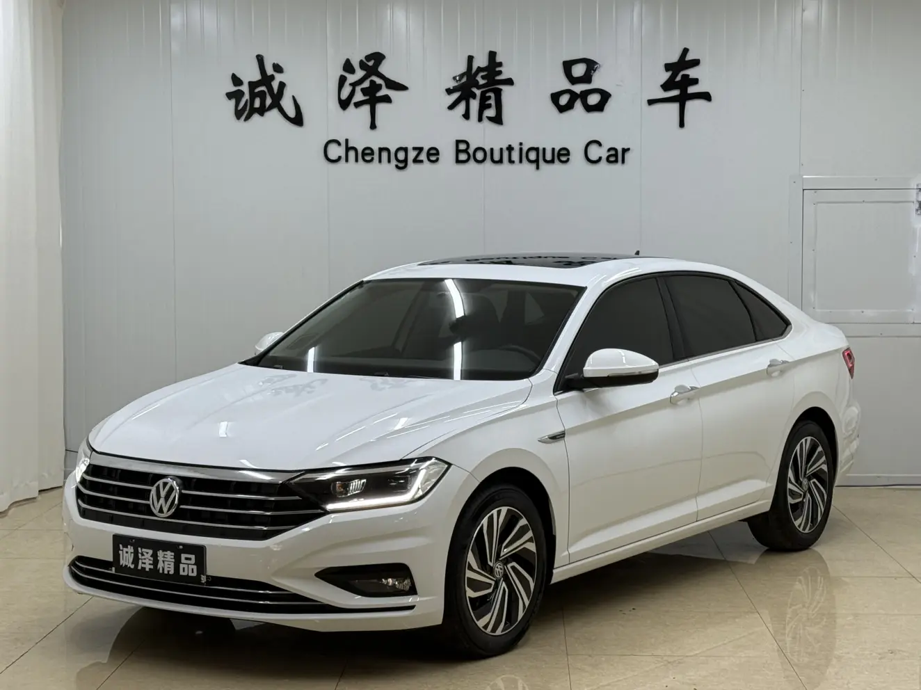 Volkswagen Sagitar  из Китая