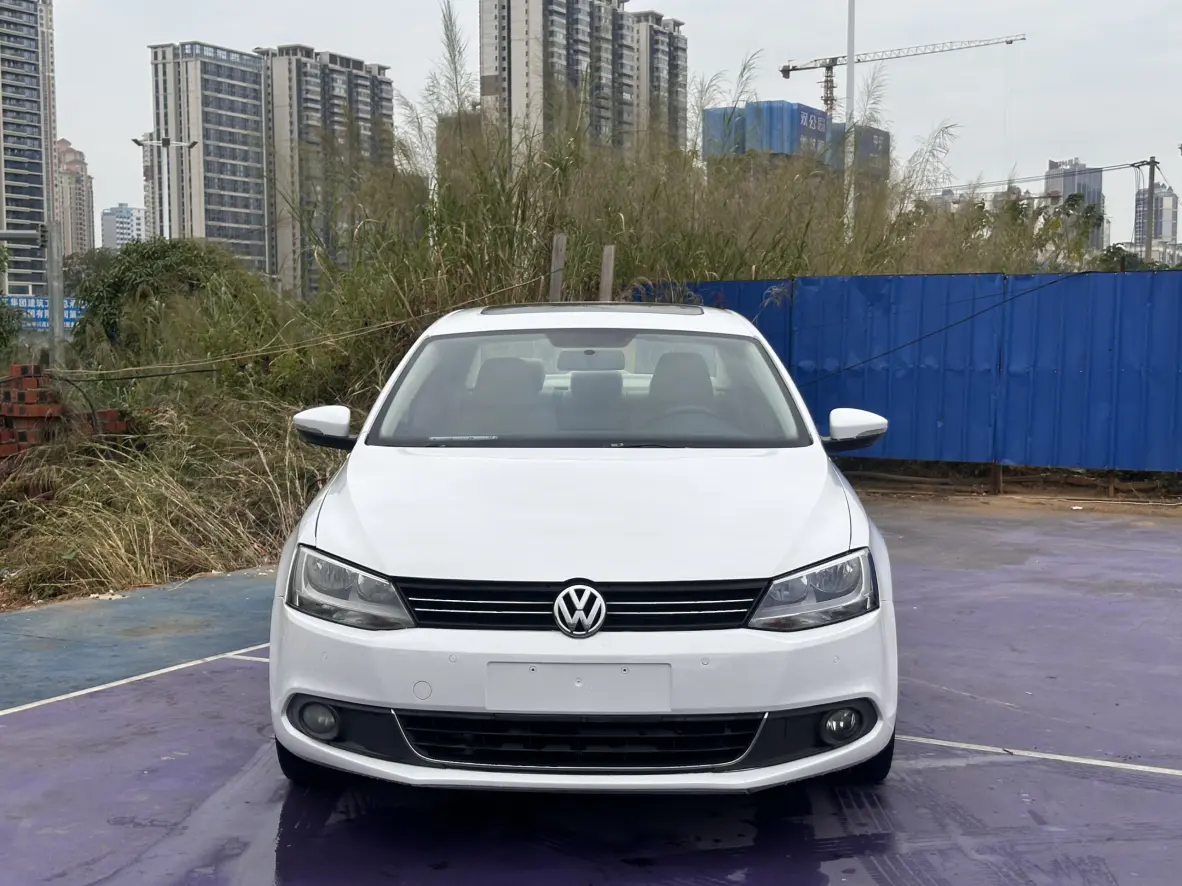 Volkswagen Sagitar  из Китая