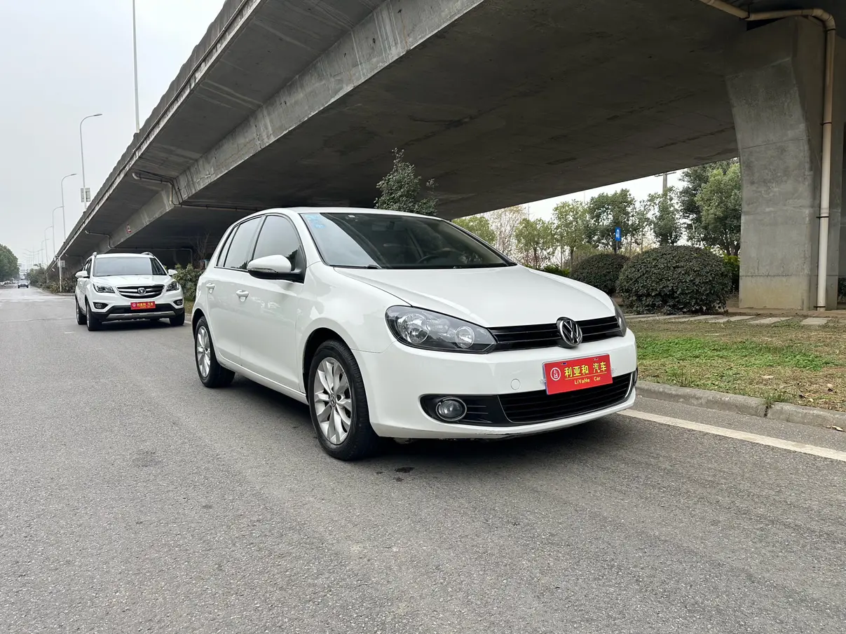 Volkswagen Golf  из Китая