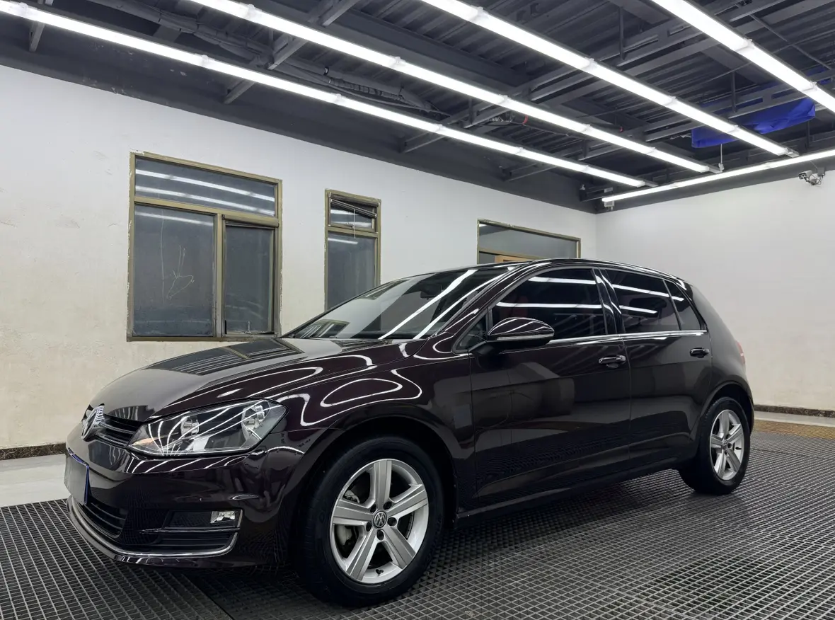 Volkswagen Golf  из Китая