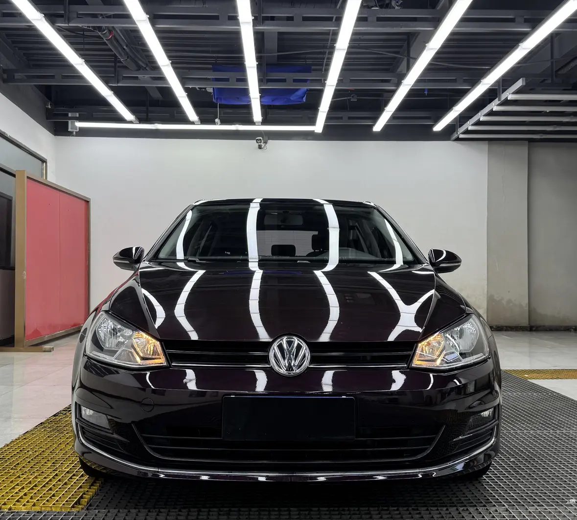 Volkswagen Golf  из Китая