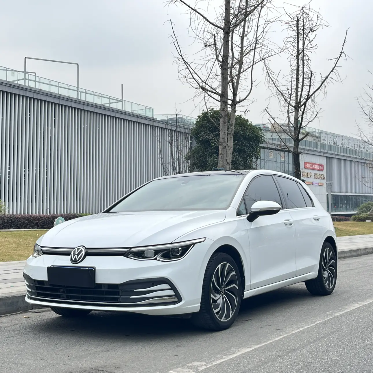 Volkswagen Golf  из Китая